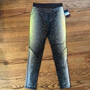Nike Pro tights - tags on!